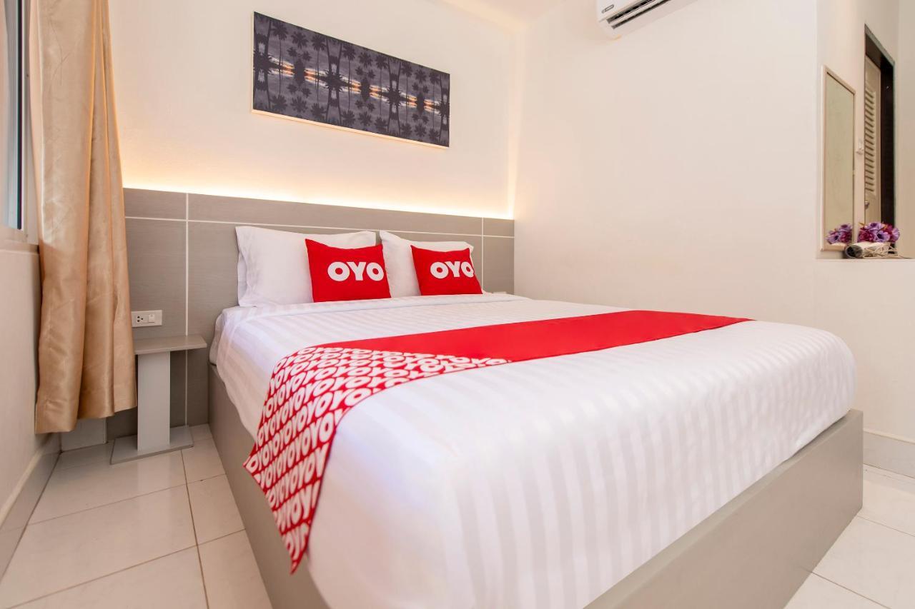 Hotel Oyo 328 Onion House à Plage de Kata Extérieur photo